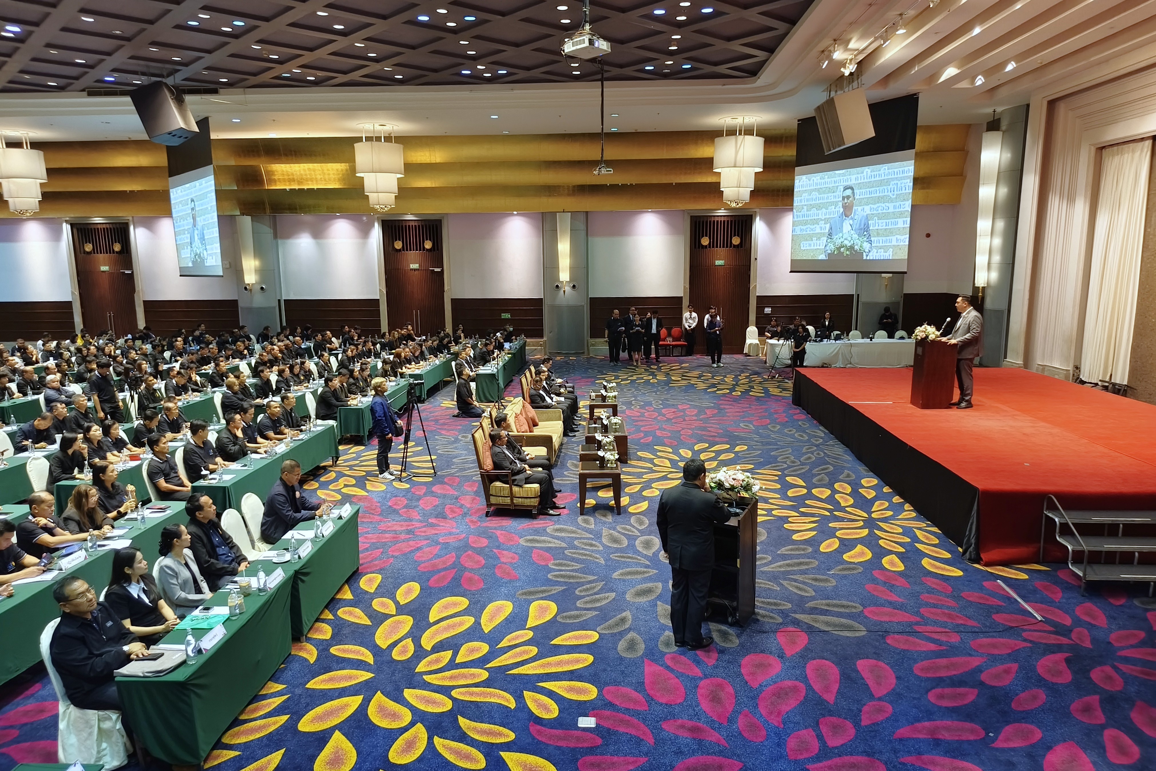title - รมช.วัชระพล สั่งเร่งดำเนินการ บริหารจัดการที่ดินและดิน มอบสิทธิในที่ดินทำกินให้แก่เกษตรกร
